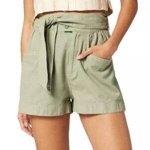 NWT JOIE Lynn High Rise Detachable Belt Zip & Button Closure Shorts Size Medium